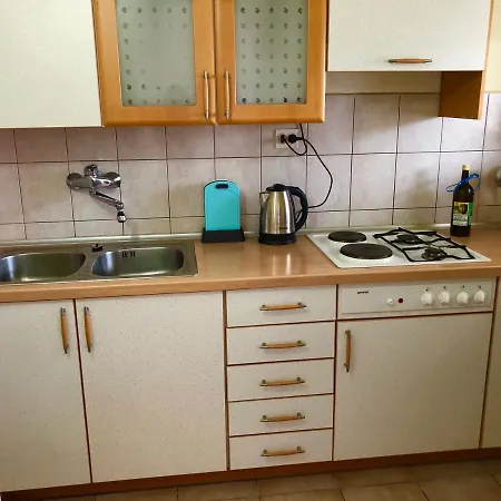 Anton Apartment