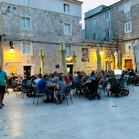 Apartment Anton Pag Town