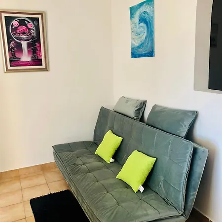 Anton Apartment