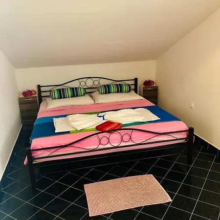 Apartment Anton *