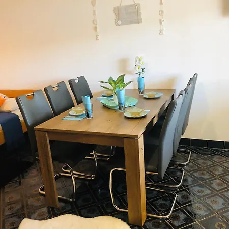 Anton Apartment *
